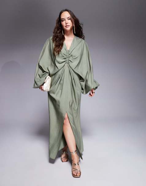 ASOS DESIGN Curve – Elastisches Maxikleid in zartem Khaki mit tiefem Ausschnitt und Blousonärmeln - view 1