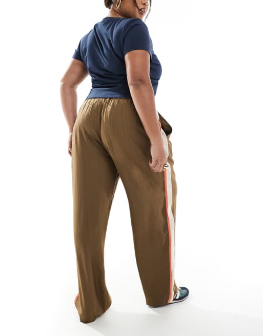 ASOS DESIGN Curve - Elegante broek met contrasterend paneel in mokka, 3 van 5