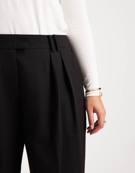 ASOS DESIGN Curve – Elegante Hose in Schwarz mit weitem Bein und Bundfalten, 4 von 5