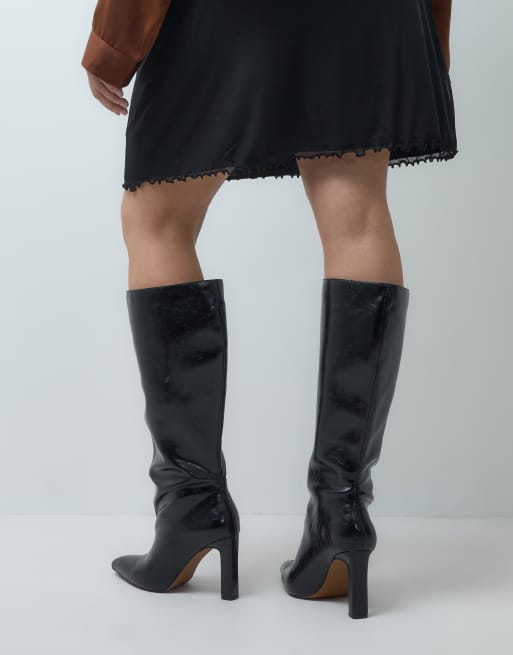 ASOS DESIGN Curve elegante kniehohe Stiefel mit Absatz in Schwarz, 3 von 4