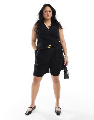 ASOS DESIGN Curve - Elegante, lange Shorts in Schwarz