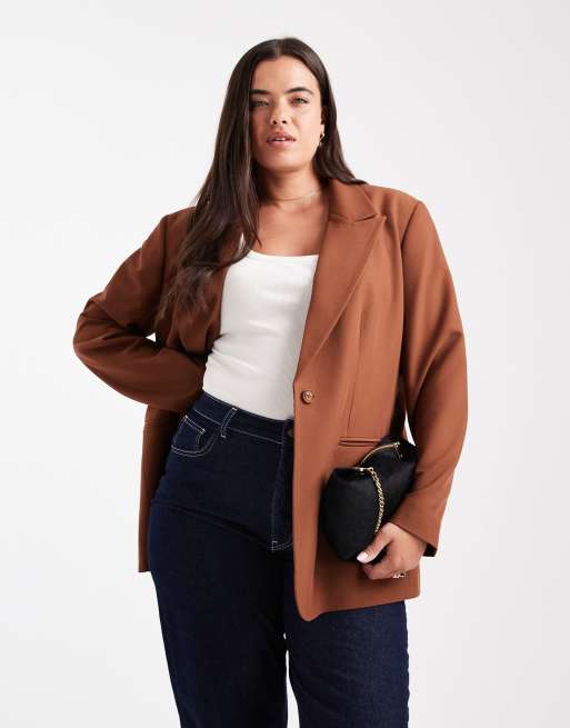 ASOS DESIGN Curve – Eleganter Blazer in Braun mit lockerer Passform, 4 von 4