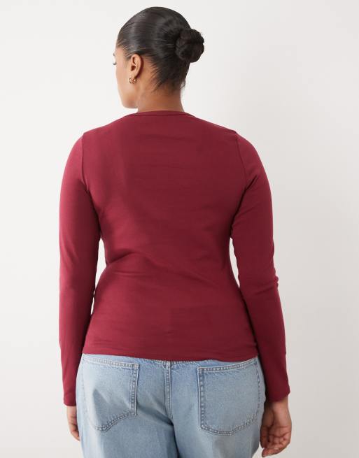 ASOS DESIGN Curve eng anliegendes Langarmoberteil in Dunkelrot, 2 von 4