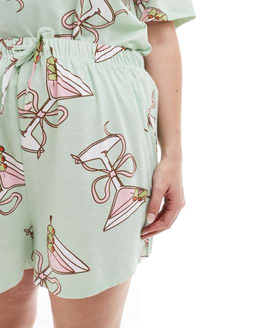 ASOS DESIGN Curve - Ensemble de pyjama à verre de cocktail avec t-shirt oversize et short - Vert, 4 de 4