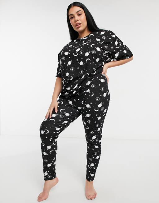 ASOS DESIGN Curve - Ensemble pyjama oversize avec t-shirt et legging à motif astrologie - Noir et blanc, 4 de 4
