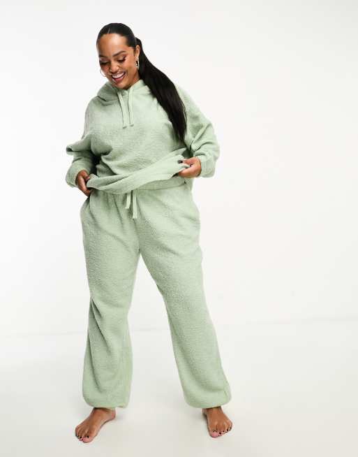 ASOS DESIGN Curve exclusive lounge borg hoodie & trackies set in sage, 4 of 4