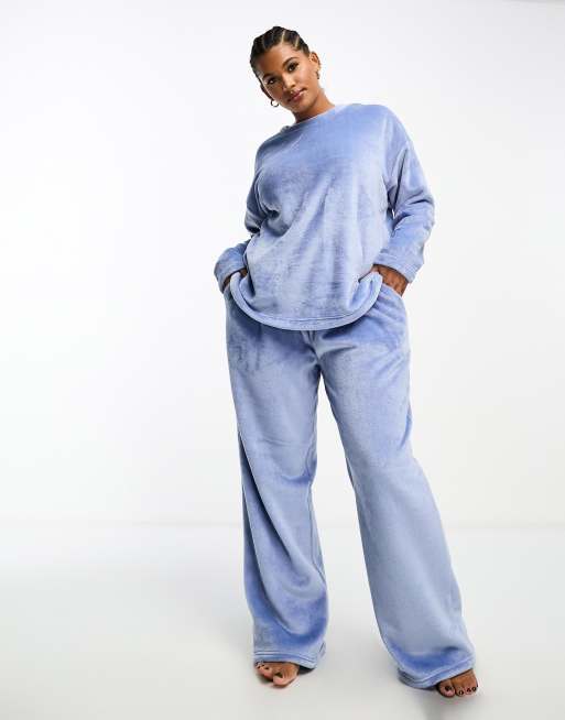 ASOS DESIGN Curve exclusive lounge super soft fleece sweat & pants set in  blue