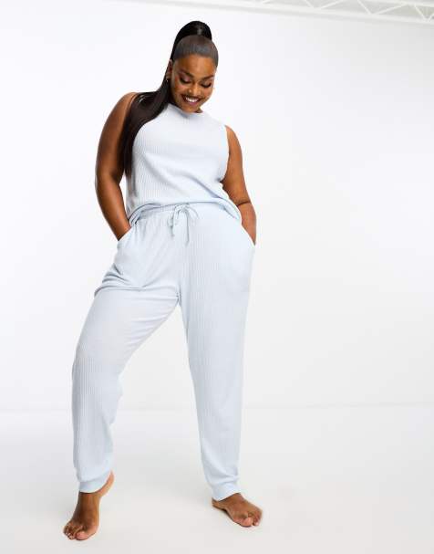 Loungewear for larger ladies hot sale