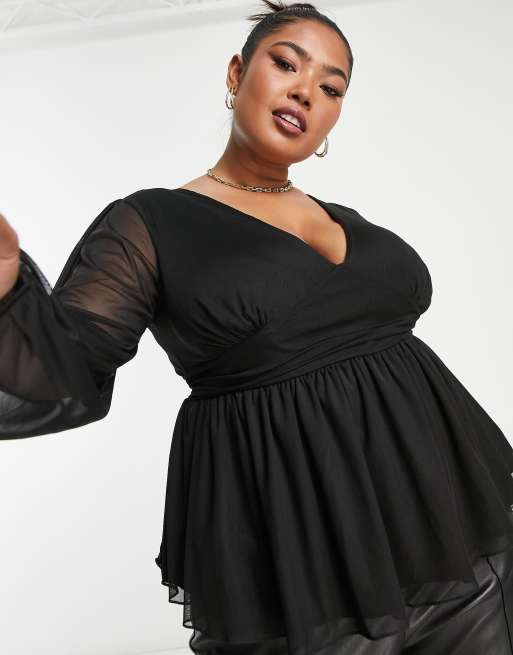 ASOS DESIGN Curve – Exclusive – Svart topp i peplum-modell med utsvängda ärmar och djup ringning i mesh, 4 av 4