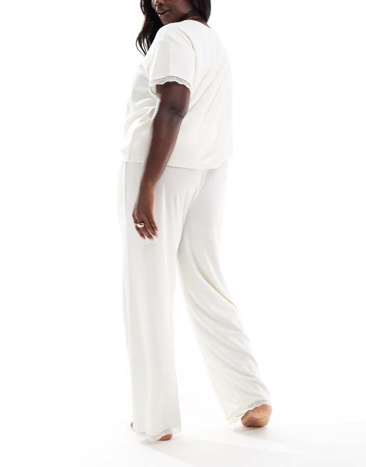 ASOS DESIGN Curve Exclusive waffle & lace tee & pants pyjama set in ivory, 3 of 4