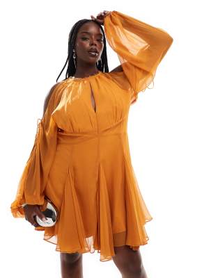 ASOS DESIGN Curve - Exklusives Minikleid in gebranntem Orange mit Einsatz und geschlitzter Vorderseite-Gelb