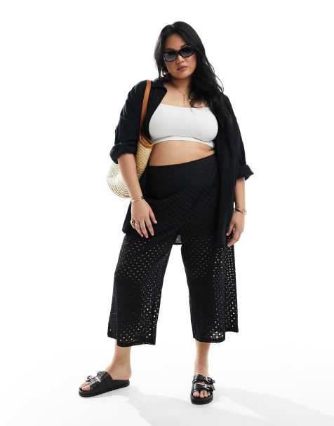 ASOS DESIGN Curve eyelet culotte in black - view 1