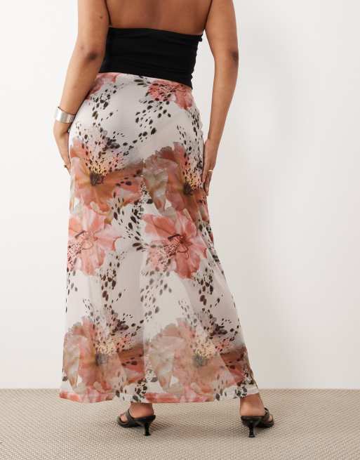 ASOS DESIGN Curve - Falda larga con estampado floral de lunares de malla transparente, 4 de 5
