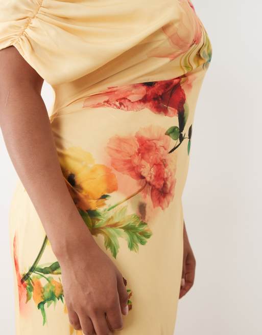ASOS DESIGN Curve fallen shoulder midaxi dress with asymmetric godet hem in soft floral print, 4 of 4
