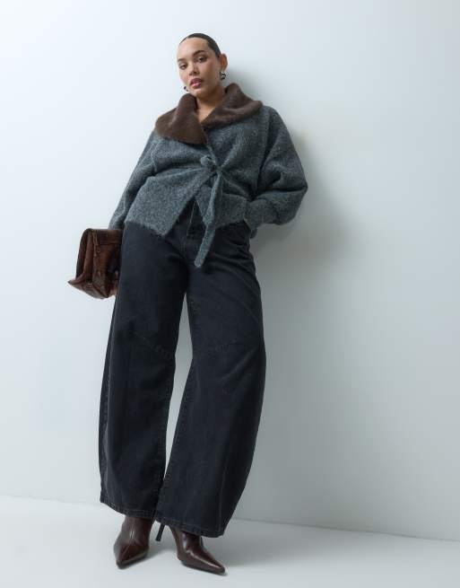 ASOS DESIGN Curve faux fur collar wrap cardigan in grey, 2 of 5