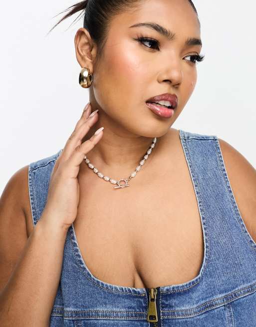 ASOS DESIGN Curve faux pearl necklace with T bar detail in gold tone