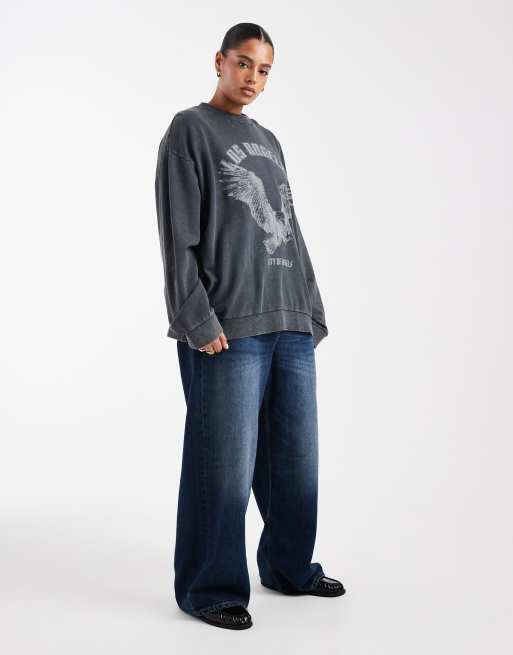 ASOS DESIGN Curve - Felpa oversize antracite con grafica di aquila, 3 di 4