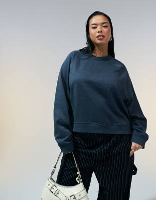 ASOS DESIGN Curve - Felpa oversize color antracite con dettaglio raglan
