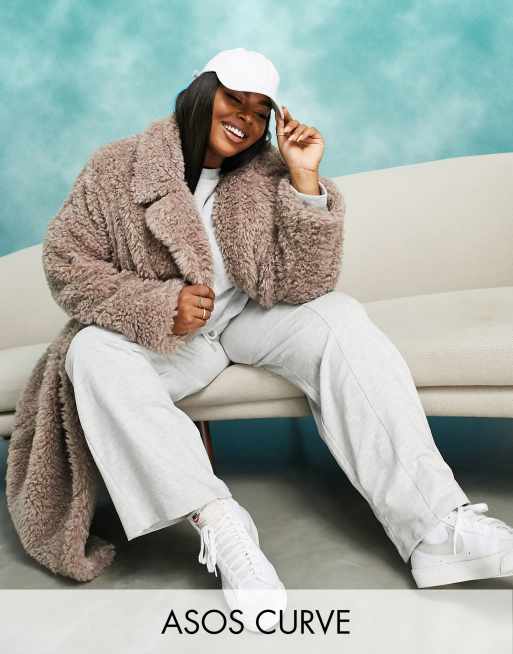 ASOS DESIGN Curve – Fiołkowy płaszcz maxi o wydłużonym fasonie ze sztucznego futra