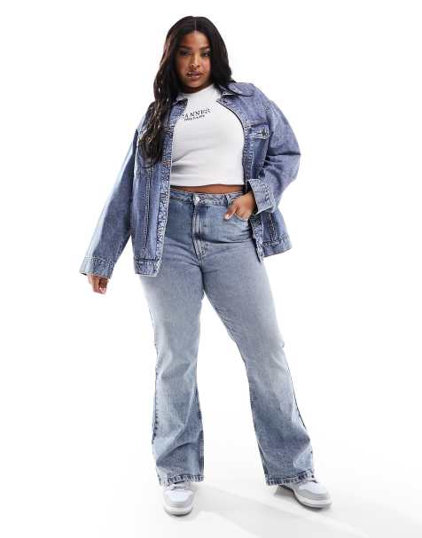 Plus size flare jeans