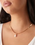 [ASOS Curve] ASOS DESIGN Curve flat chain short necklace in gold tone with faux pearl pendant No Size GOLD