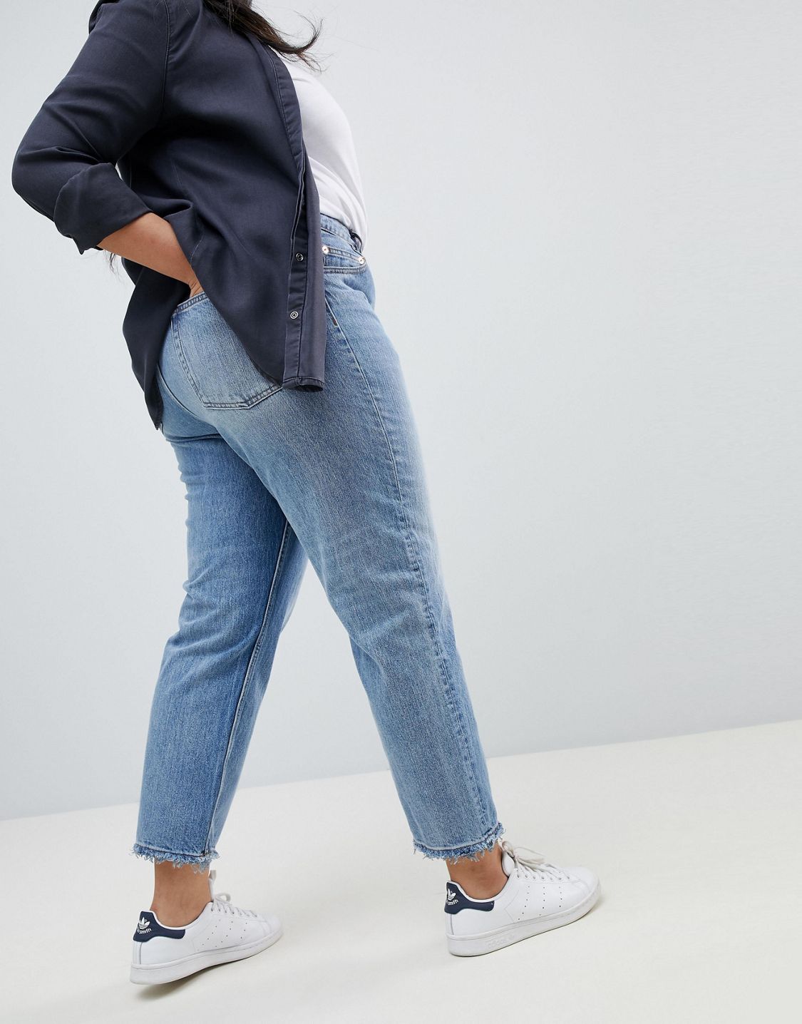Прямые джинсы для полных женщин