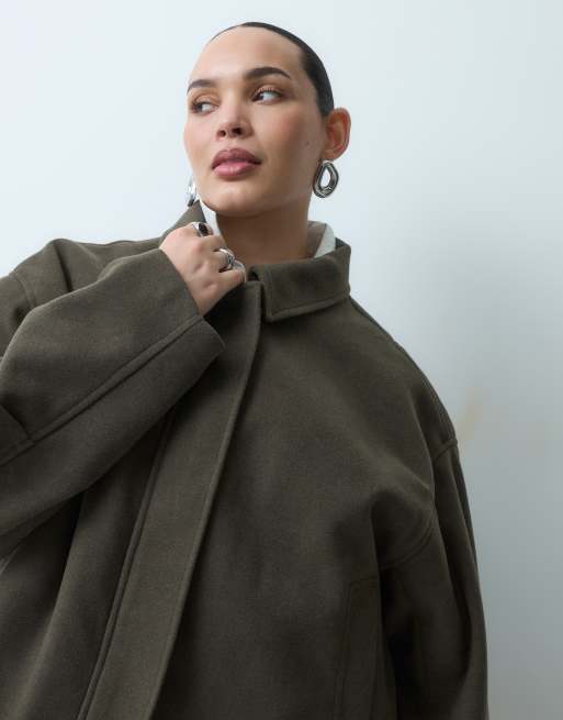 ASOS DESIGN Curve formalna krótka kurtka z kołnierzem w kolorze khaki, 3 z 5