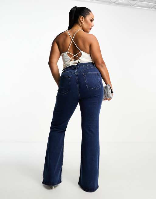 ASOS DESIGN Curve – Formende, superelastische Schlagjeans in Dunkelblau, 3 von 5