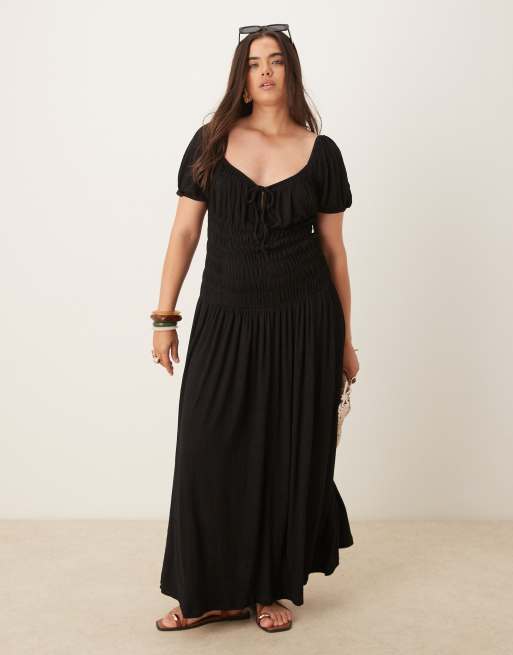 ASOS DESIGN Curve – Freizeitkleid mit Knittertextur, gesmokter Taille, Milkmaid-Ausschnitt und Puffärmeln