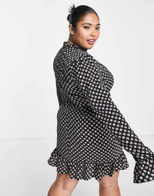 ASOS DESIGN Curve frill neck mini dress with fluted sleeves in black daisy print, 3 of 4