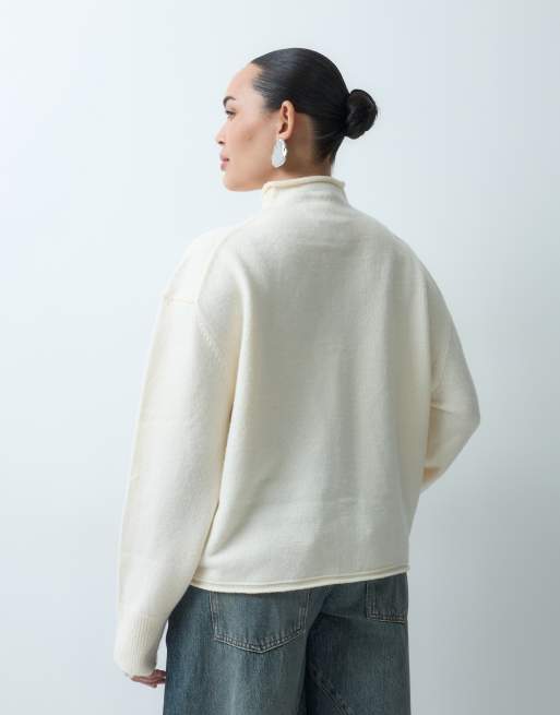 ASOS DESIGN Curve funnel neck concealed placket relaxed cardigan in cream, 3 of 5