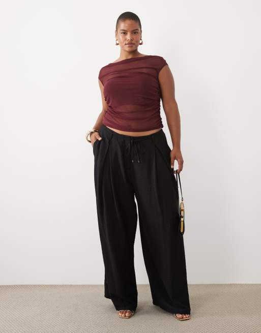 ASOS DESIGN Curve gathered short sleeve off shoulder mesh top in burgundy, 2 of 4