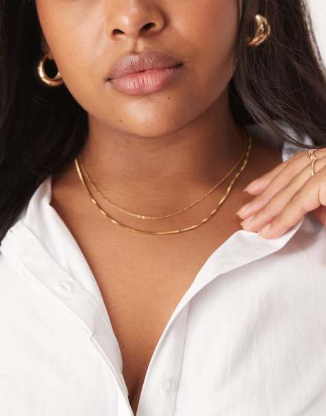 ASOS DESIGN Curve - Gelaagde ketting van waterbestendig roestvrij staal met platte schakels in goudkleur - view 1