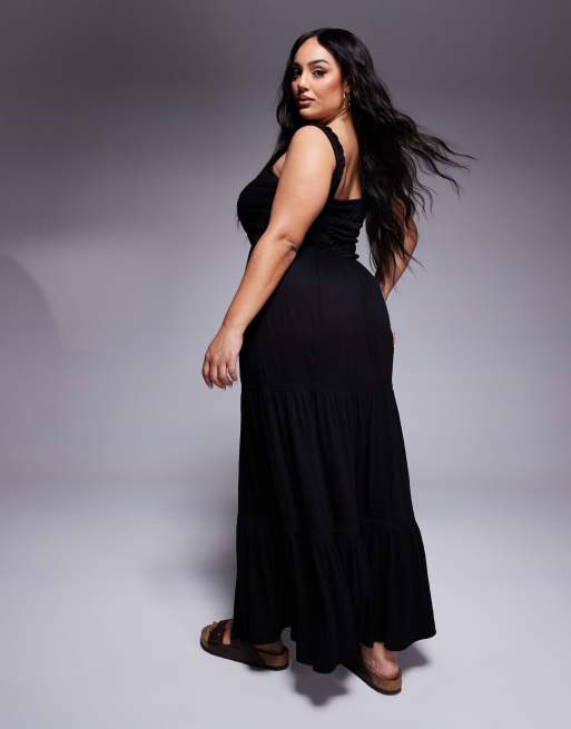 ASOS DESIGN Curve – Gerafftes, gestuftes Maxikleid in Schwarz mit Spitzeneinsätzen und eckigem Ausschnitt, 4 von 4
