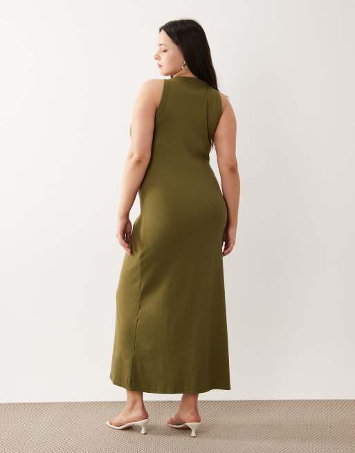 ASOS DESIGN Curve – Geripptes Tanktop-Midikleid in Olivgrün, 4 von 4