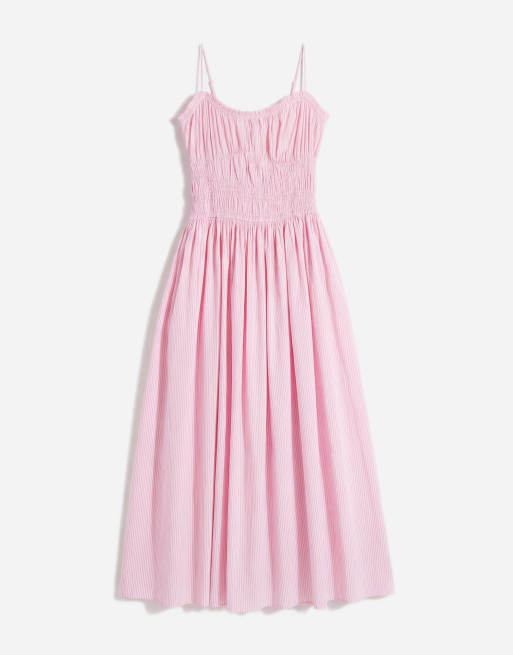 ASOS DESIGN Curve – Gesmoktes Maxi-Sommerkleid aus Baumwollpopeline in gestreiftem Rosa mit tiefer Taille, 5 von 11