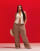 Thumbnail 1 van 5