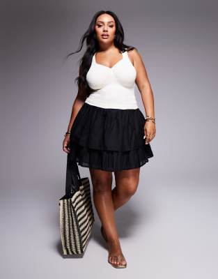 ASOS DESIGN Curve - Gestufter Minirock in Schwarz