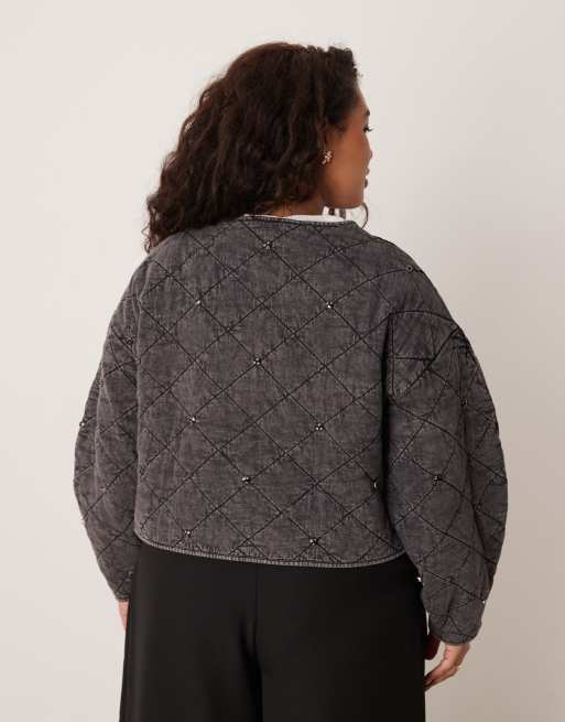 ASOS DESIGN Curve - Gewatteerd jack met versiering en quilting in antracietgrijs met wassing, 2 van 4
