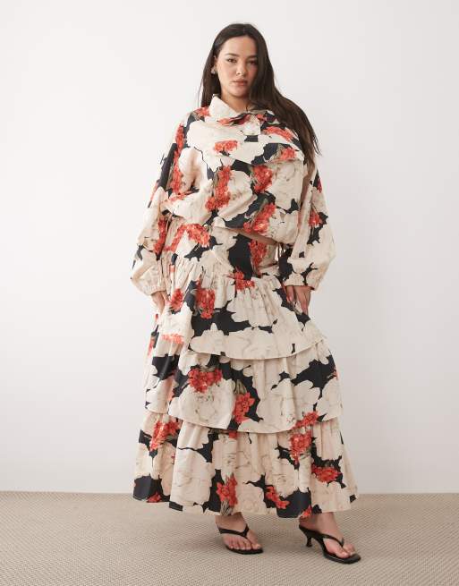 ASOS DESIGN Curve - Giacca con collo a imbuto e tasca applicata rossa a fiori in coordinato, 3 di 4