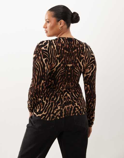ASOS DESIGN Curve gilet en maille transparente effet seconde peau à imprimé léopard, 4 de 4