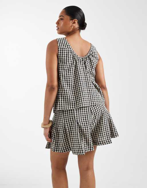 ASOS DESIGN Curve – Ginghamrutiga shorts med veck framtill, del av set, 4 av 5
