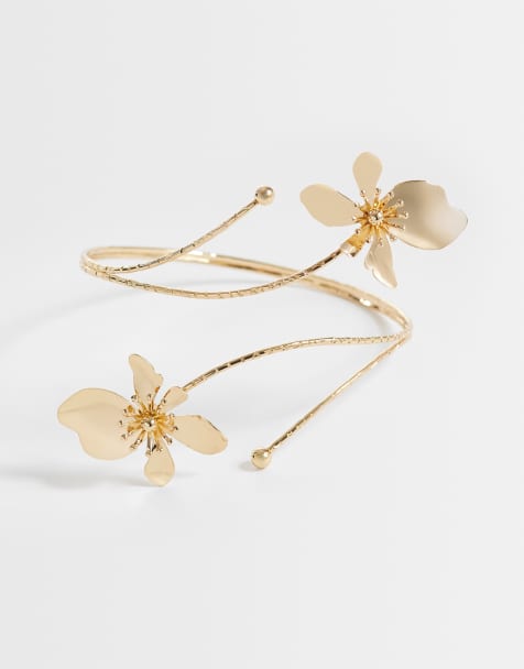 ASOS DESIGN Curve – Goldfarbener Oberarm-Reif mit Blumendetail und Wickeldesign - view 1