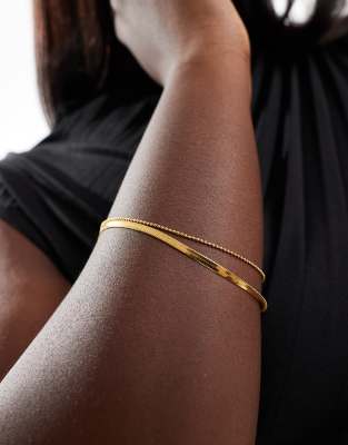 ASOS DESIGN Curve - Goldfarbenes, mehrreihiges Armband aus wasserfestem Edelstahl