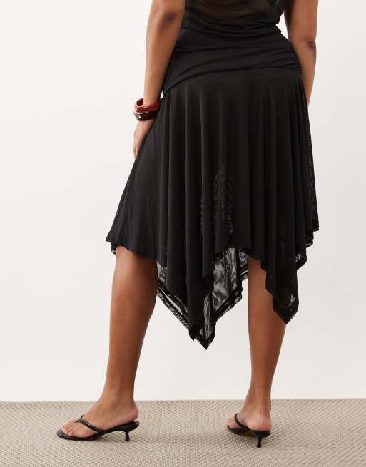 ASOS DESIGN Curve - Gonna in rete trasparente nera con fondo a fazzoletto, 3 di 5