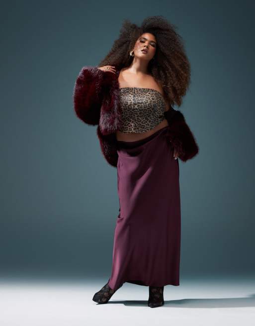ASOS DESIGN Curve Gonna lunga taglio sbieco in raso color bordeaux