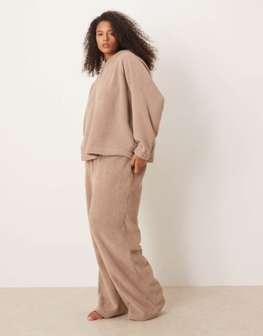 ASOS DESIGN Curve - Gråbrun lounge-hættetrøje i mikrofleece, 2 af 4