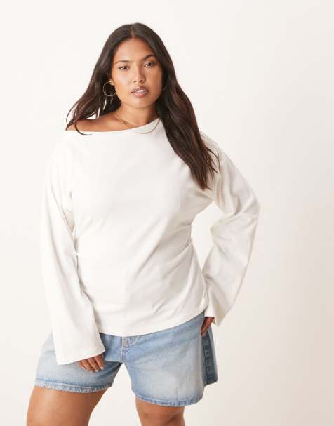 ASOS DESIGN Curve – Gräddvit t-shirt med korsettmidja, långa ärmar och bara axlar - view 1