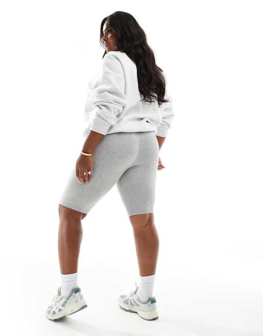 ASOS DESIGN Curve - Gråmelerede basis-leggingsshorts, 2 af 5