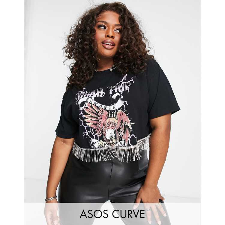 ASOS DESIGN Curve graphic cropped rock t-shirt with diamante hem in black |  ASOS
